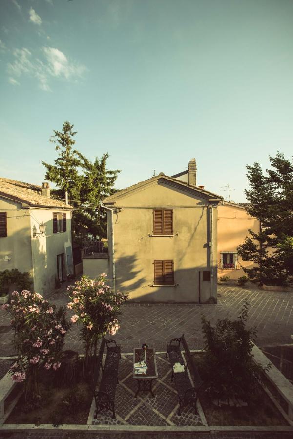 La Finestra Sul Cortile Atri Exterior foto