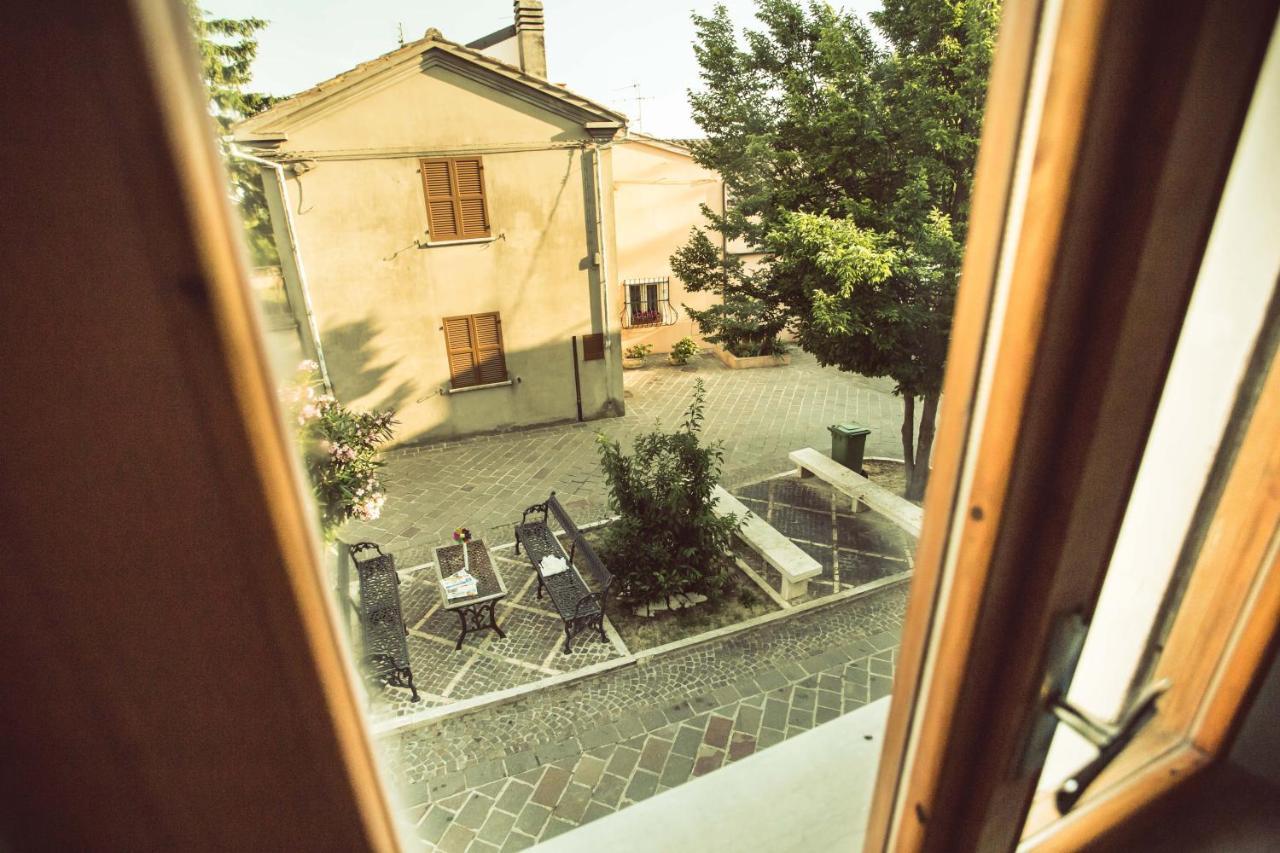 La Finestra Sul Cortile Atri Exterior foto