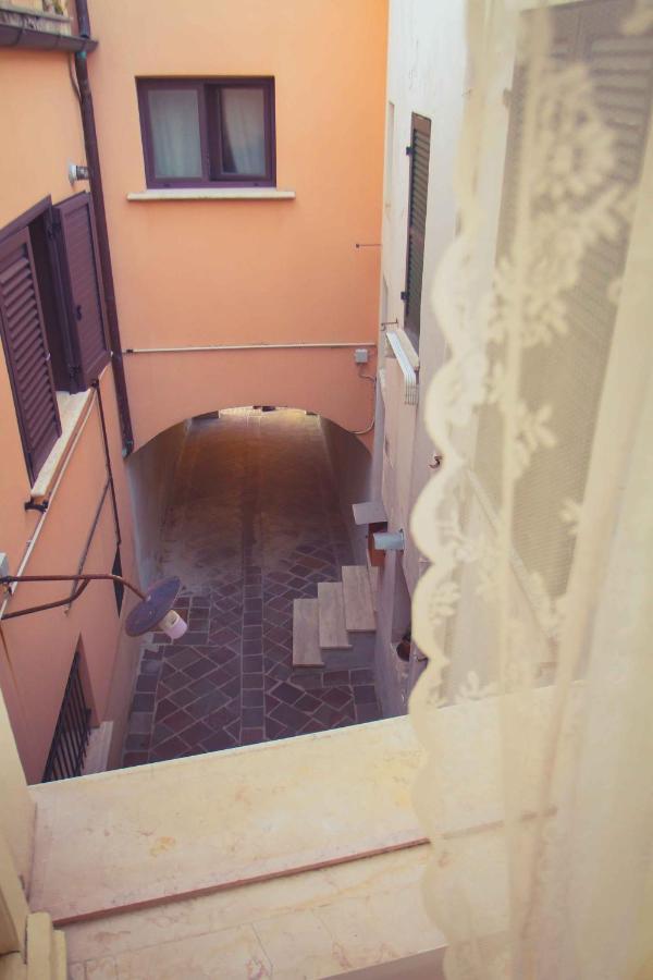 La Finestra Sul Cortile Atri Exterior foto